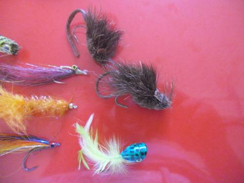 14 FLY FISHING FLIES.